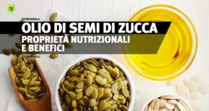Semi di zucca e olio di zucca sopra un tavolo