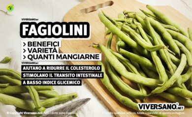 Fagiolini verdi sopra un tagliere